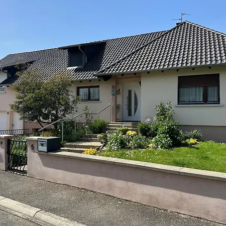 Le Daubenland Apartamento *